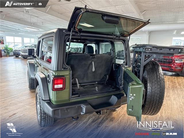 2022 Jeep Wrangler Sport (Stk: P15189) in Airdrie - Image 12 of 25