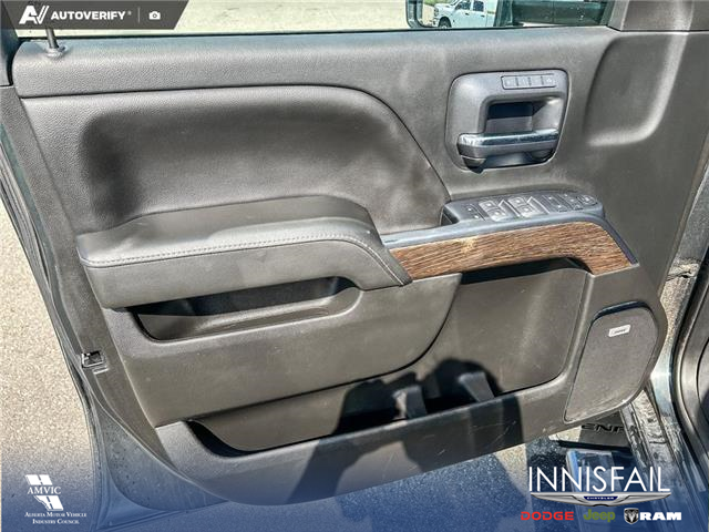2018 GMC Sierra 3500HD Denali (Stk: P1276) in Innisfail - Image 7 of 22 2018 GMC Sierra 3500HD Denali (Stk: P1276) in Innisfail - Image 7 of 22