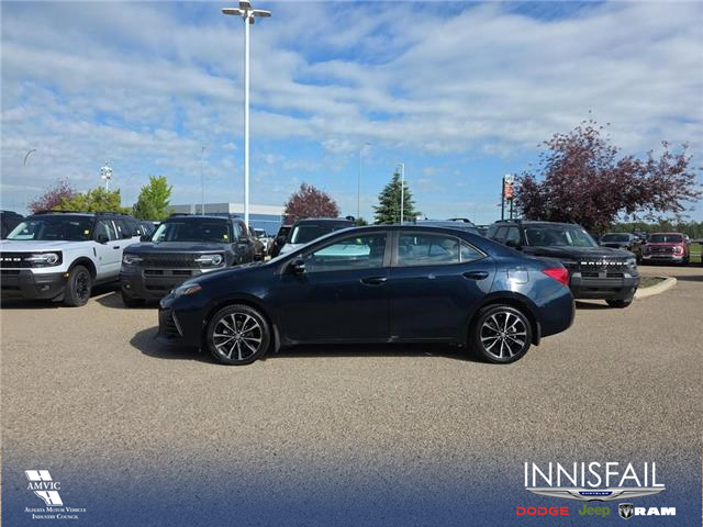 2018 Toyota Corolla SE (Stk: U38230) in Red Deer - Image 3 of 7