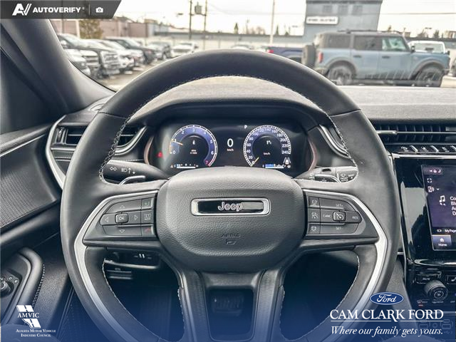 2025 Jeep Grand Cherokee Laredo (Stk: P7008) in Olds - Image 14 of 25