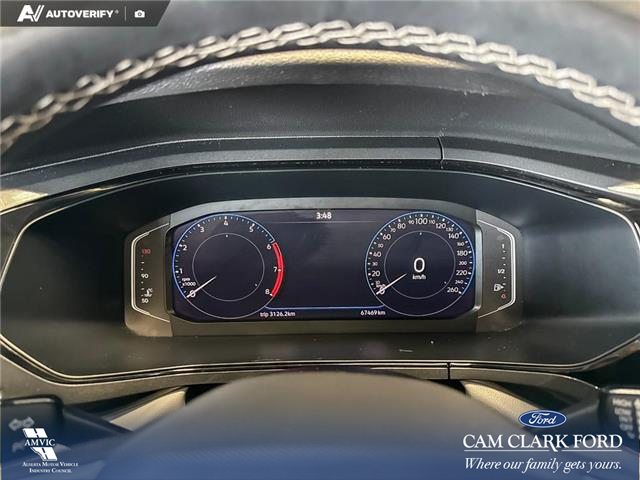 2022 Volkswagen Taos Highline (Stk: P15055) in Airdrie - Image 15 of 25
