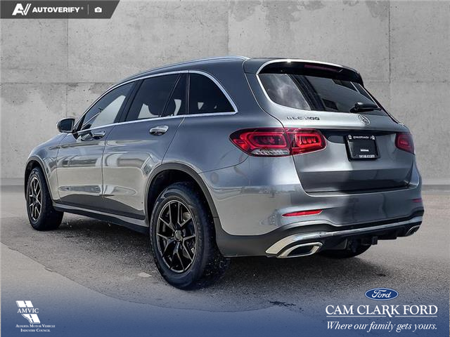2022 Mercedes-Benz GLC 300 Base (Stk: P1208) in Innisfail - Image 4 of 30