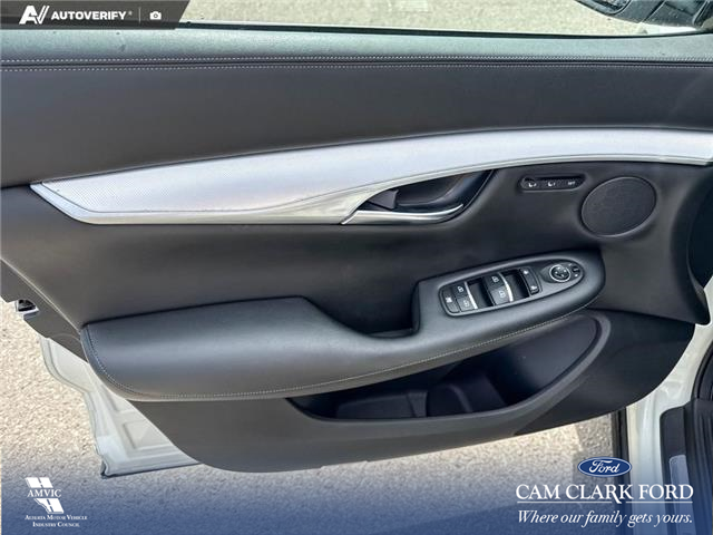 2019 Infiniti QX50 ESSENTIAL (Stk: P1222) in Innisfail - Image 7 of 19