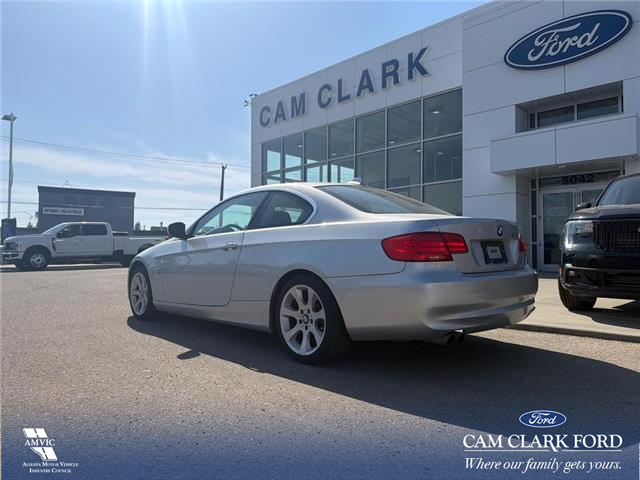 2011 BMW 328i xDrive (Stk: P7063) in Olds - Image 4 of 5