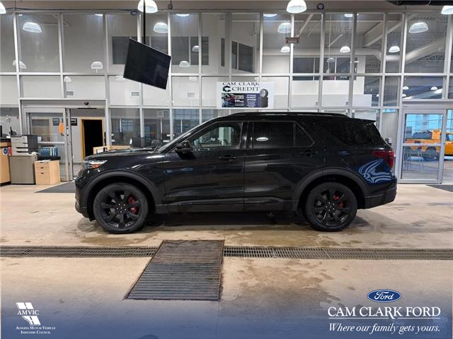 2021 Ford Explorer ST (Stk: U38165) in Red Deer - Image 3 of 7