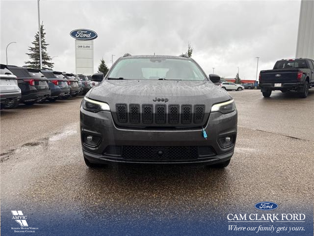 2023 Jeep Cherokee Altitude (Stk: U38152) in Red Deer - Image 2 of 7
