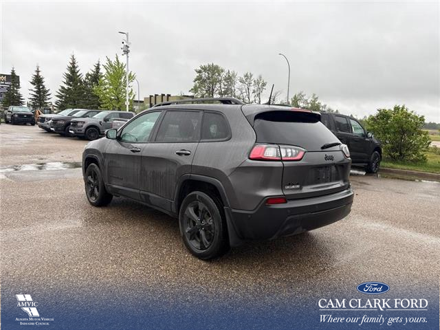 2023 Jeep Cherokee Altitude (Stk: U38152) in Red Deer - Image 4 of 7