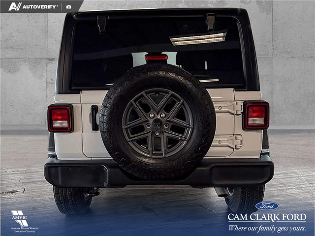 2024 Jeep Wrangler Sport (Stk: P15243) in Airdrie - Image 5 of 25