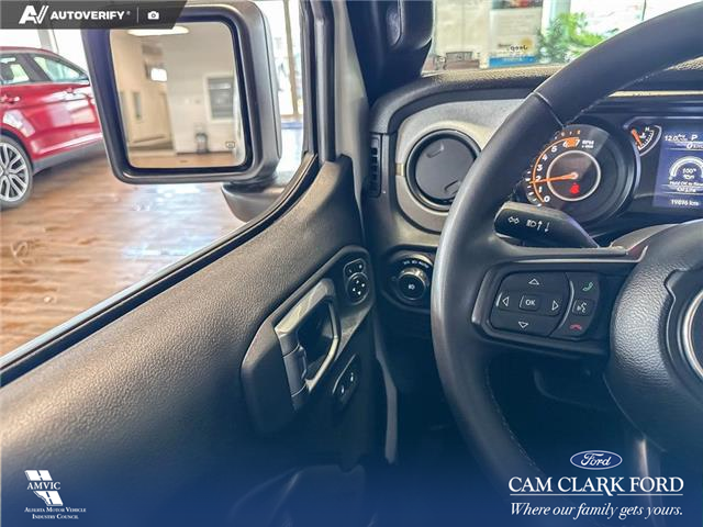 2024 Jeep Wrangler Sport (Stk: P15243) in Airdrie - Image 17 of 25