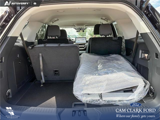 2026 Ford Explorer Active (Stk: 26AS4270) in Airdrie - Image 12 of 25