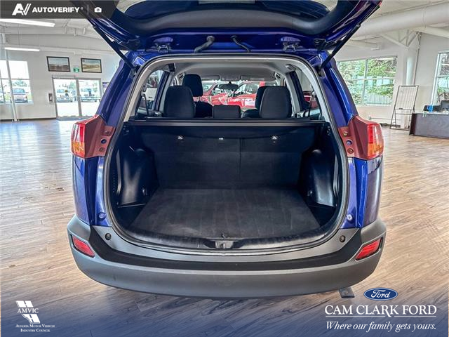 2015 Toyota RAV4 LE (Stk: P15302) in Airdrie - Image 12 of 25