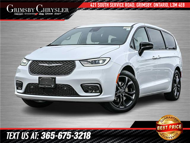 2026 Chrysler Pacifica Select White with 15km at $53,280