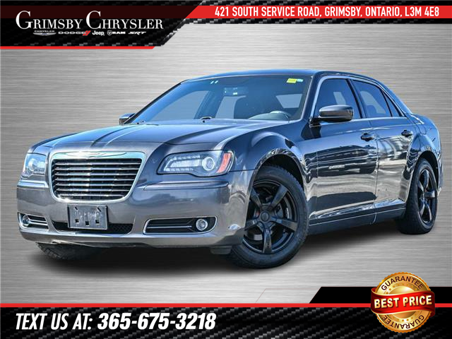 2013 Chrysler 300 S (Stk: N25200B) in Grimsby - Image 1 of 30 2013 Chrysler 300 S (Stk: N25200B) in Grimsby - Image 1 of 30