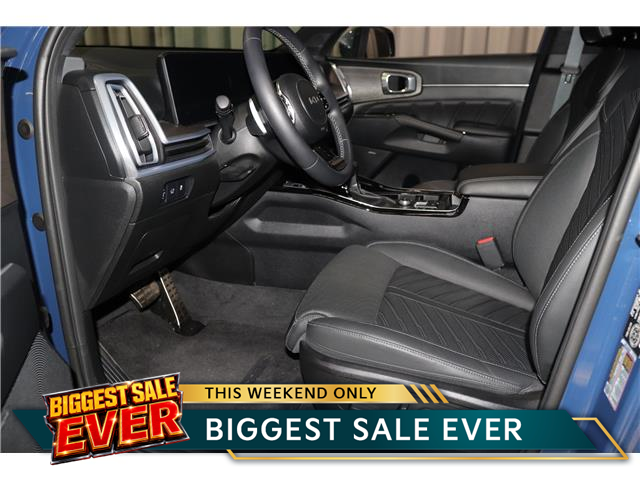 2024 Kia Sorento 2.5T X-Pro w/Black Interior (Stk: 25738) in Edmonton - Image 13 of 36