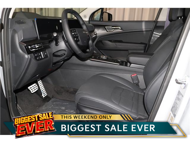 2026 Kia Sportage Hybrid SX w/Black Interior (Stk: 27010) in Edmonton - Image 13 of 32