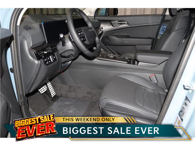 2026 Kia Sportage Hybrid SX w/Black Interior (Stk: 27173) in Edmonton - Image 11 of 30