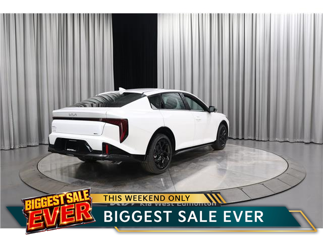 2026 Kia K4 GT-Line Turbo Limited w/Red Interior (Stk: 27276) in Edmonton - Image 5 of 29 2026 Kia K4 GT-Line Turbo Limited w/Red Interior (Stk: 27276) in Edmonton - Image 5 of 29