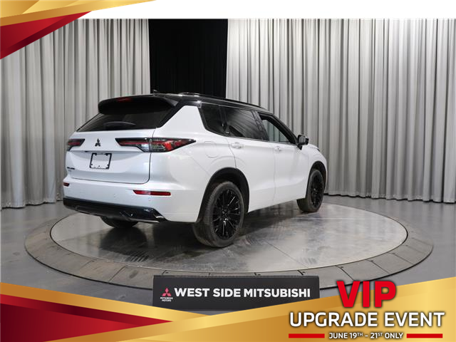 2026 Mitsubishi Outlander GT NOIR (Stk: T26559) in Edmonton - Image 5 of 34