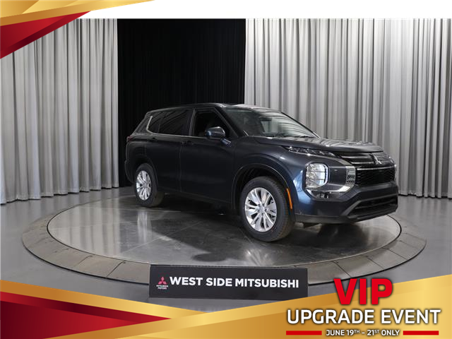 2026 Mitsubishi Outlander ES (Stk: T26638) in Edmonton - Image 1 of 30