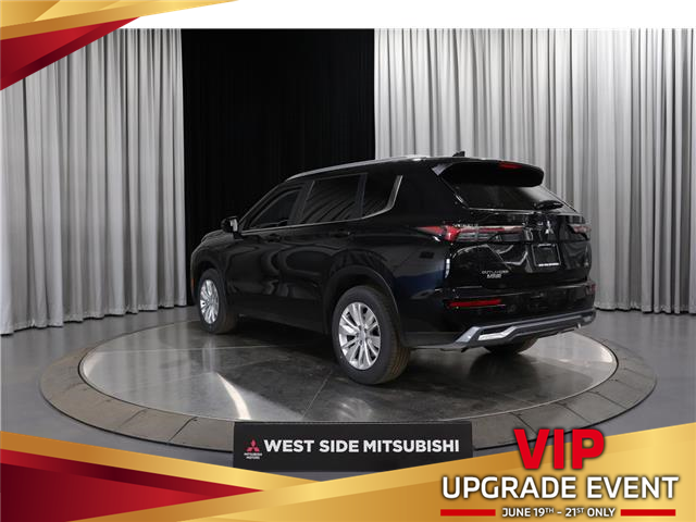2026 Mitsubishi Outlander SE (Stk: T26665) in Edmonton - Image 4 of 32