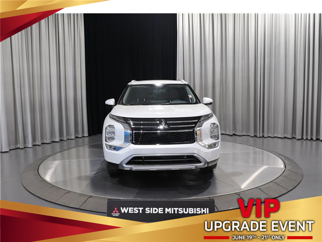 2026 Mitsubishi Outlander LE (Stk: T26711) in Edmonton - Image 2 of 32