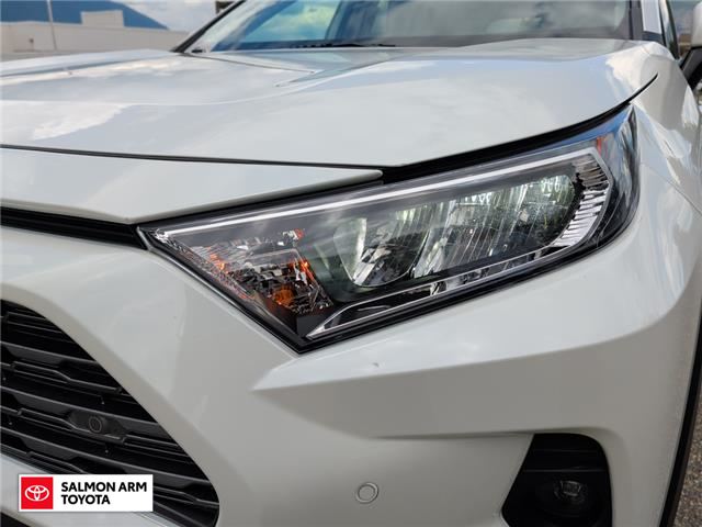 2020 Toyota RAV4 Limited (Stk: S02771T) in Salmon Arm - Image 10 of 25