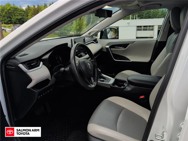 2020 Toyota RAV4 Limited (Stk: S02771T) in Salmon Arm - Image 6 of 25