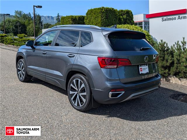 2022 Volkswagen Taos Highline (Stk: S77688P) in Salmon Arm - Image 4 of 25