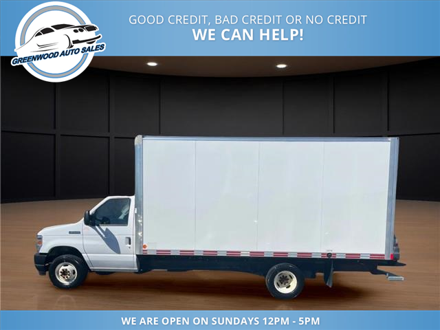 2024 Ford E-450 Cutaway Base (Stk: 24-D21316) in Greenwood - Image 2 of 15