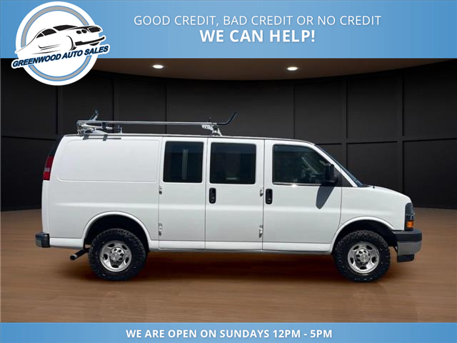 2024 Chevrolet Express 2500 Work Van (Stk: 24-102810) in Greenwood - Image 5 of 16