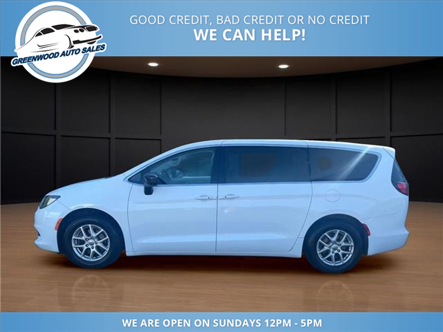 2024 Chrysler Grand Caravan SXT (Stk: 24-140616) in Greenwood - Image 2 of 19