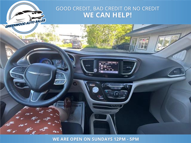 2024 Chrysler Grand Caravan SXT (Stk: 24-140616) in Greenwood - Image 9 of 19