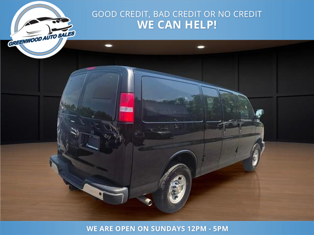 2025 Chevrolet Express 2500 LT (Stk: 25-220399) in Greenwood - Image 5 of 19