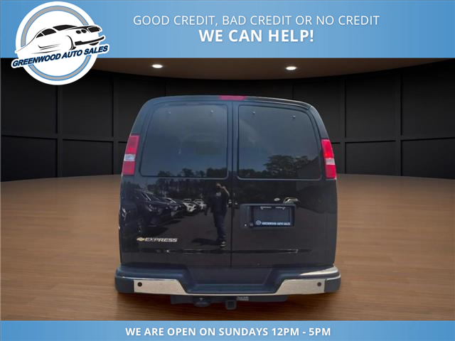 2025 Chevrolet Express 2500 LT (Stk: 25-220399) in Greenwood - Image 6 of 19