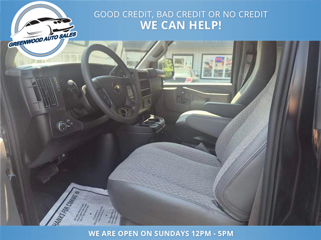 2025 Chevrolet Express 2500 LT (Stk: 25-220399) in Greenwood - Image 11 of 19