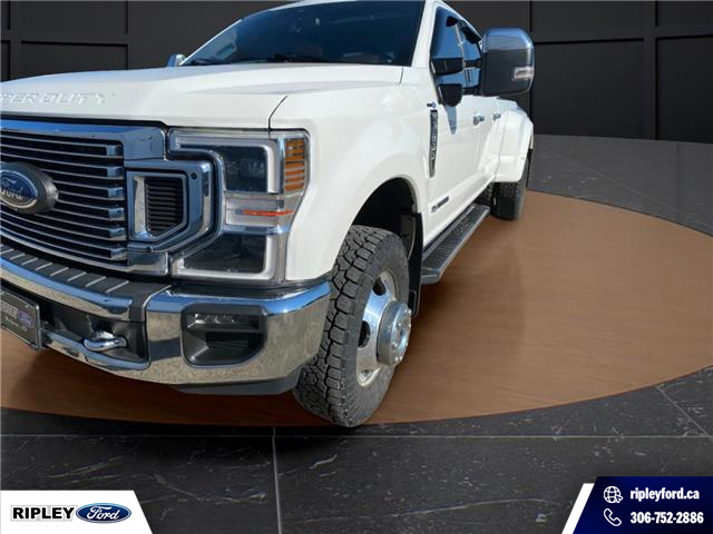 2022 Ford F-350 King Ranch (Stk: 26181A) in Melfort - Image 2 of 16
