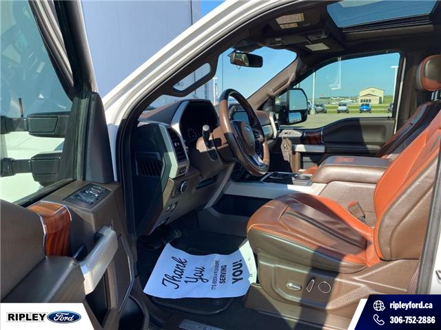 2022 Ford F-350 King Ranch (Stk: 26181A) in Melfort - Image 12 of 16