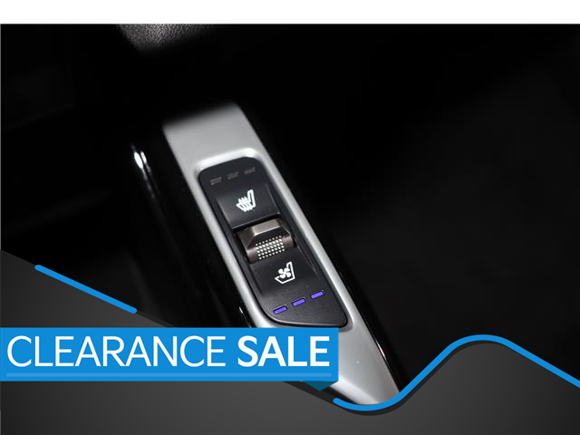 2025 Kia Sorento 2.5T X-Line Limited w/Black Interior (Stk: 26570) in Edmonton - Image 17 of 29