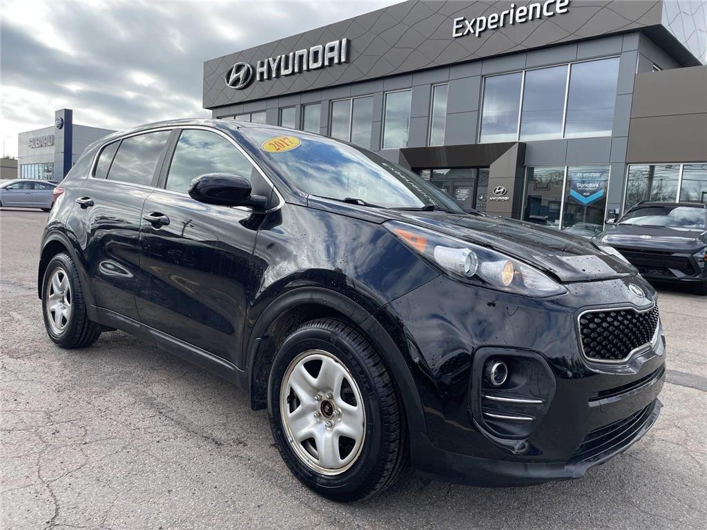 2017 Kia Sportage LX - 64,108km
