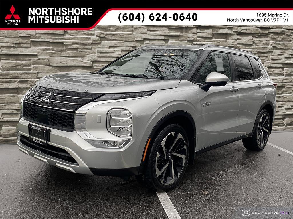 2024 Mitsubishi Outlander Plug-In Hybrid SEL Silver with 7,099km at $49,998