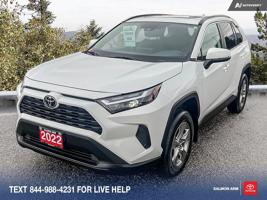 2022 Toyota RAV4 XLE White with 61,836km at $38,888