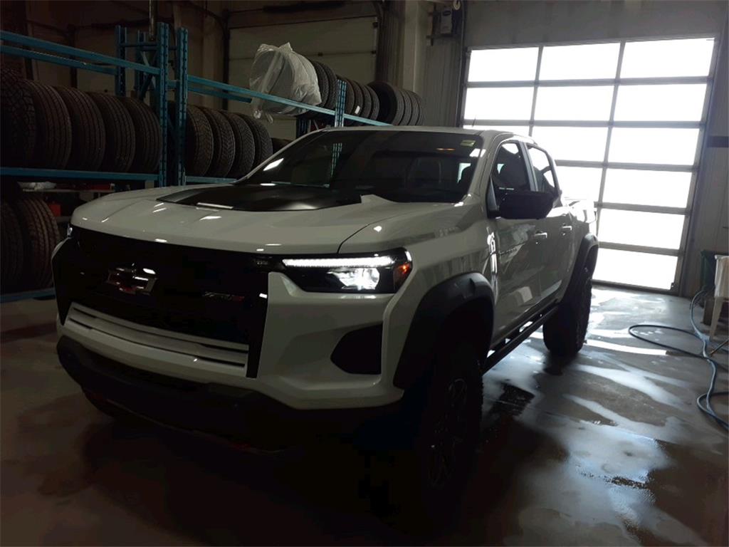 2025 Chevrolet Colorado ZR2 - 5km