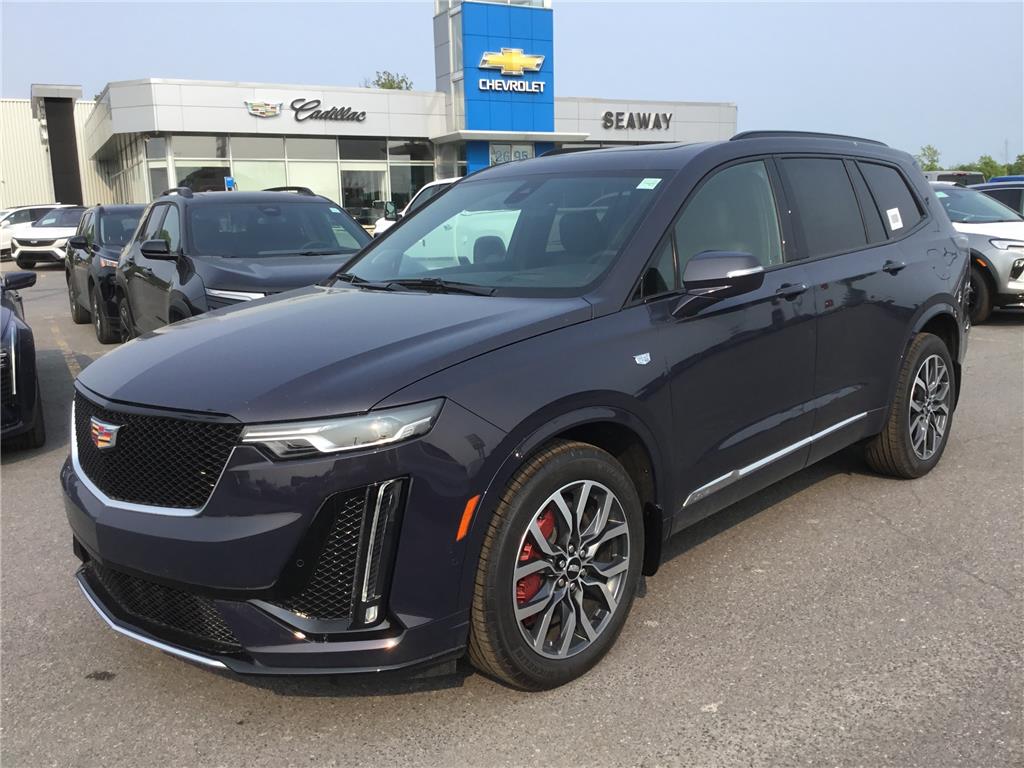 2025 Cadillac XT6 Sport - 10km