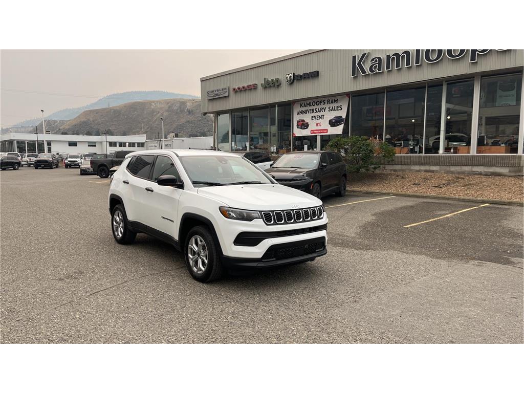 2025 Jeep Compass Sport - 30km