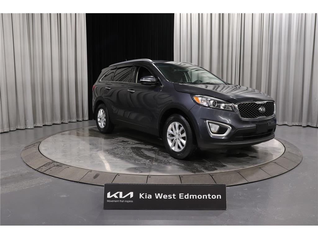 2018 Kia Sorento 2.4L LX - 144,010km