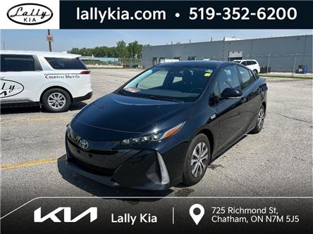 2020 Toyota Prius Prime Upgrade (Stk: K4464) in Chatham - Image 1 of 27