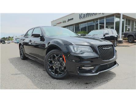 2022 Chrysler 300 Touring L (Stk: CN002) in Kamloops - Image 1 of 28