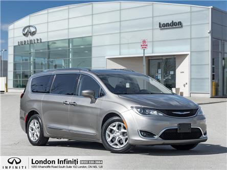 2017 Chrysler Pacifica Touring-L Plus (Stk: 922019-2) in London - Image 1 of 25