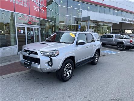 2022 Toyota 4Runner Base (Stk: T9766) in Surrey - Image 1 of 14