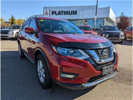 2019 Nissan Rogue SV (Stk: 8361) in Calgary - Image 1 of 18